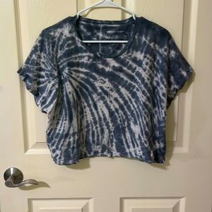 American Eagle cropped tye dye shirt size xs